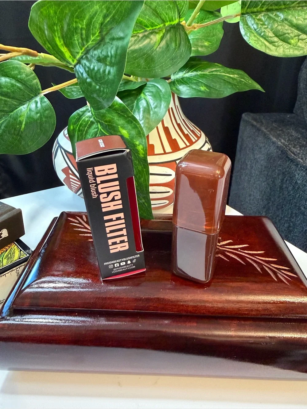 HUDA BEAUTY Blush Filter Blush In Coco loco (Rich warm Brown)